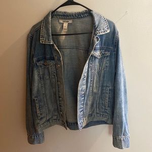 Medium denim jacket